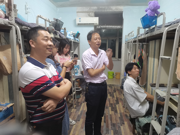 1633503469120898.png 图片2.png