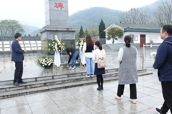 1681110847322238.jpg IMG_9985.JPG